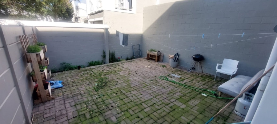 To Let 2 Bedroom Property for Rent in Guldenland Western Cape